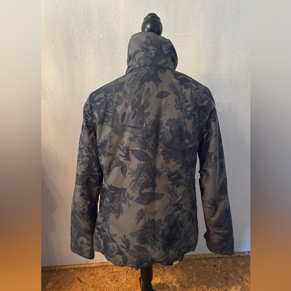 Roxy ‘Jet Ski’ Snowboard Ski Jacket - Picture 11 of 16